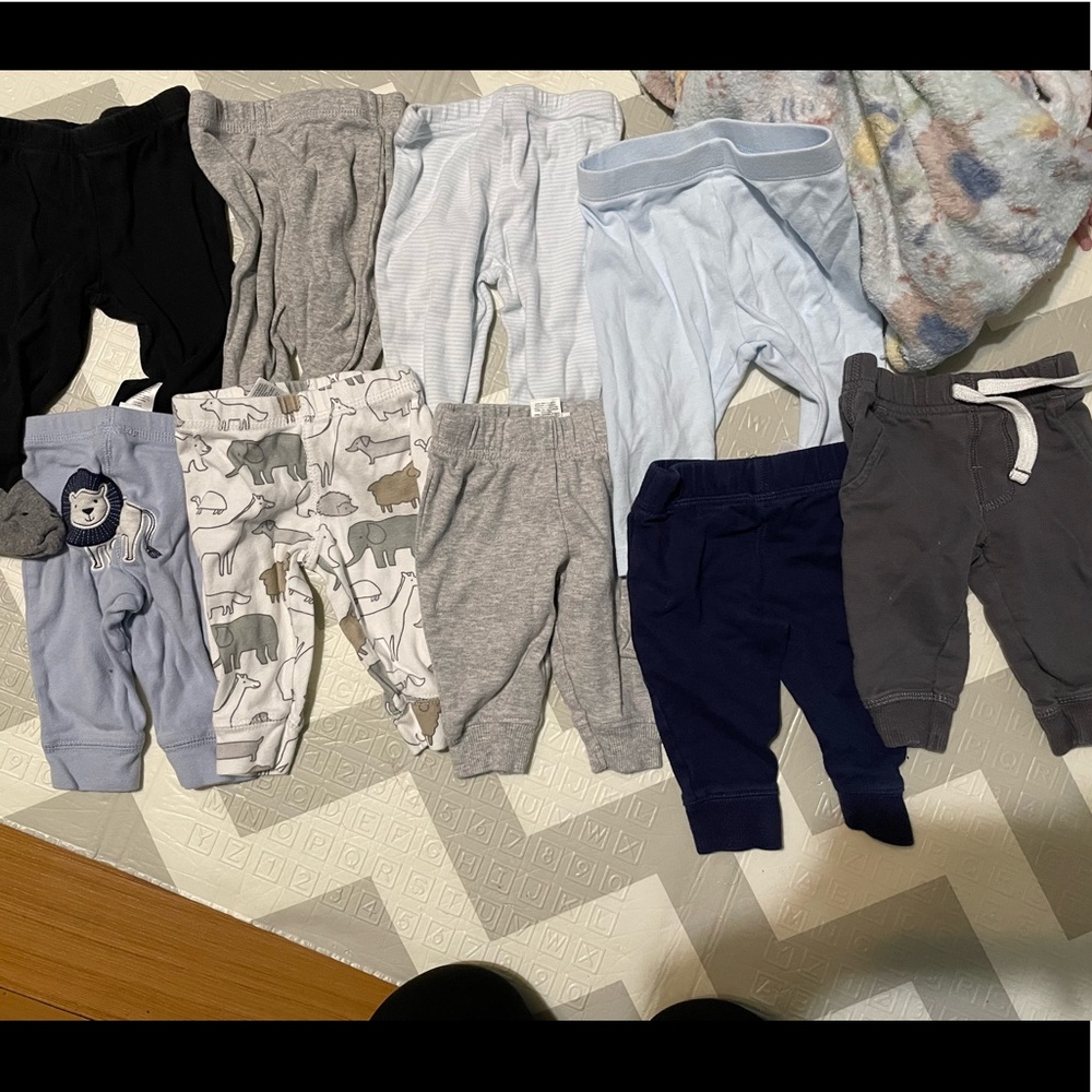 9 baby boy size 3 month pants